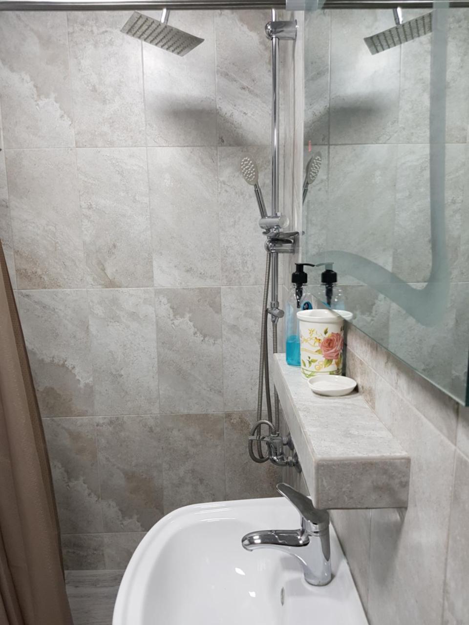 Meridian Kutaisi Ngoại thất bức ảnh